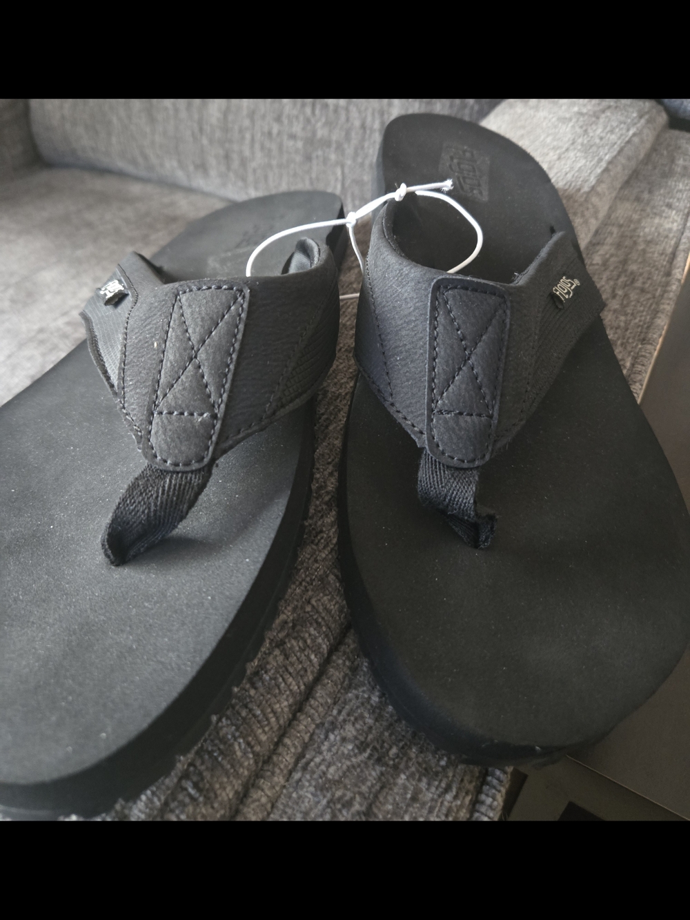 Flojos Men's Black Flip Flop Sandals